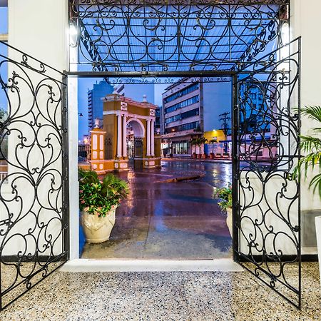 Hotel Dorado Plaza Centro Historico Cartagena Bagian luar foto