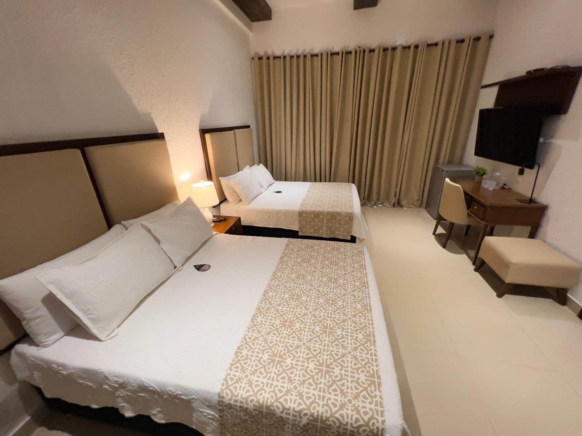 Hotel Dorado Plaza Centro Historico Cartagena Bagian luar foto