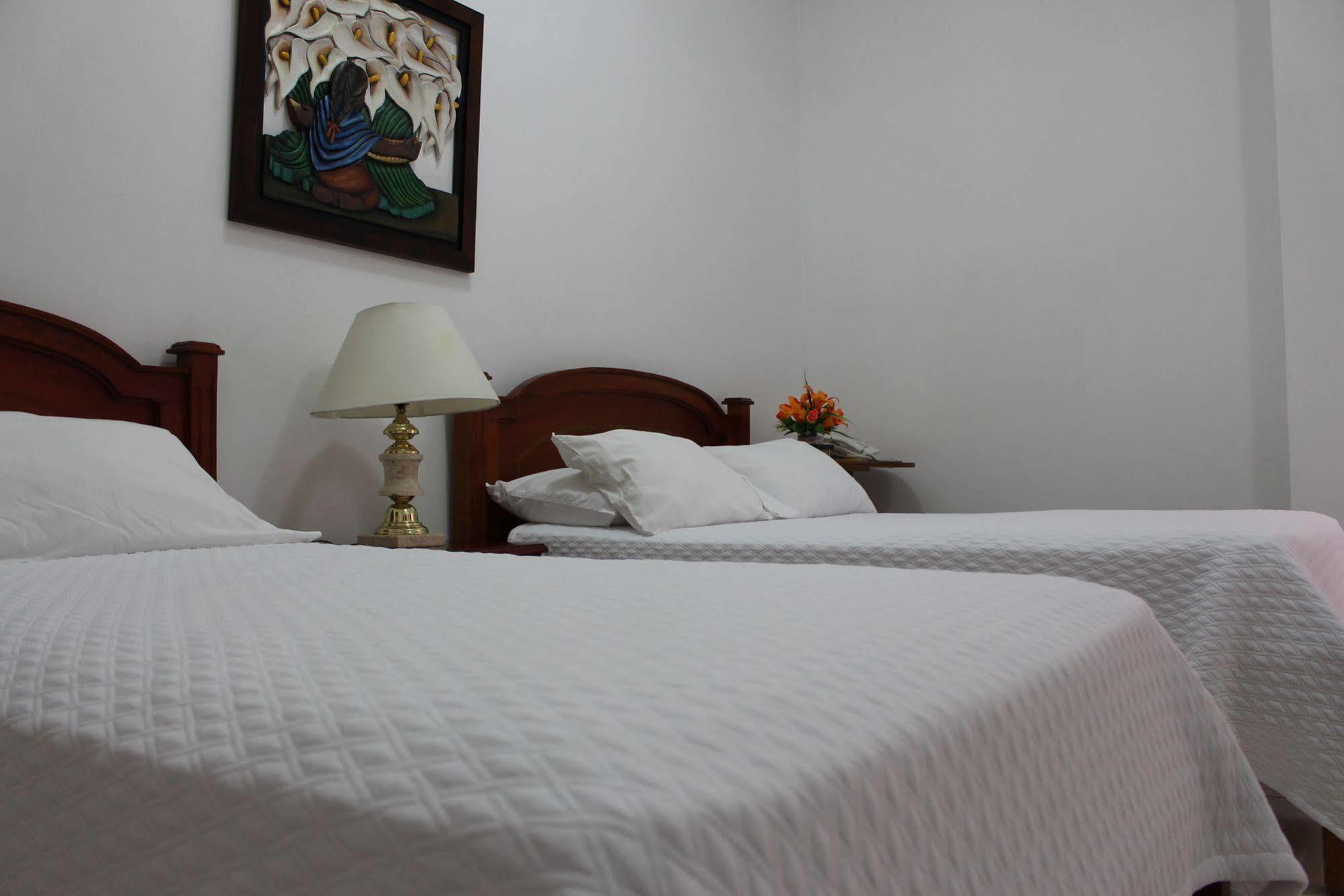 Hotel Dorado Plaza Centro Historico Cartagena Bagian luar foto