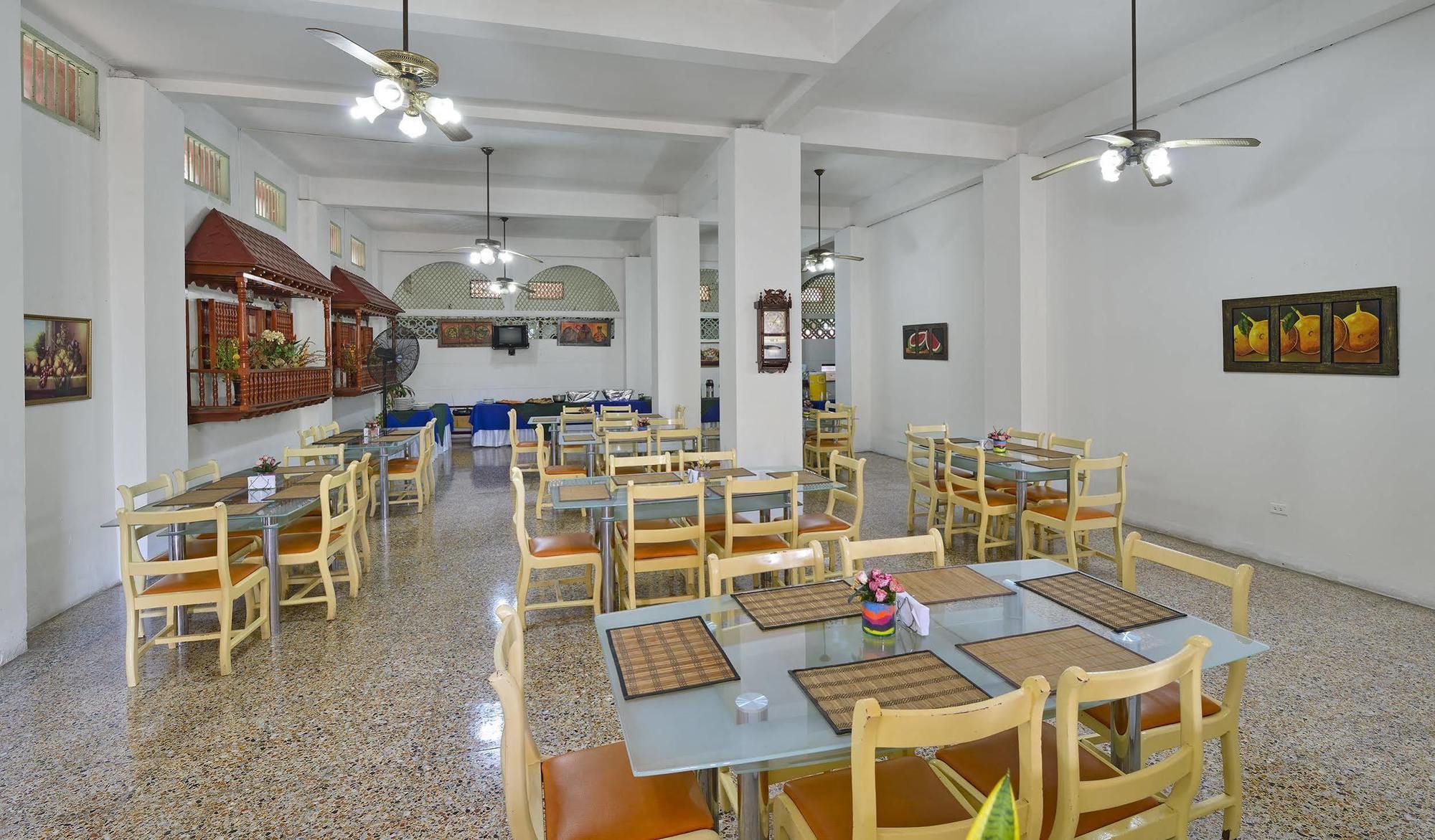 Hotel Dorado Plaza Centro Historico Cartagena Bagian luar foto